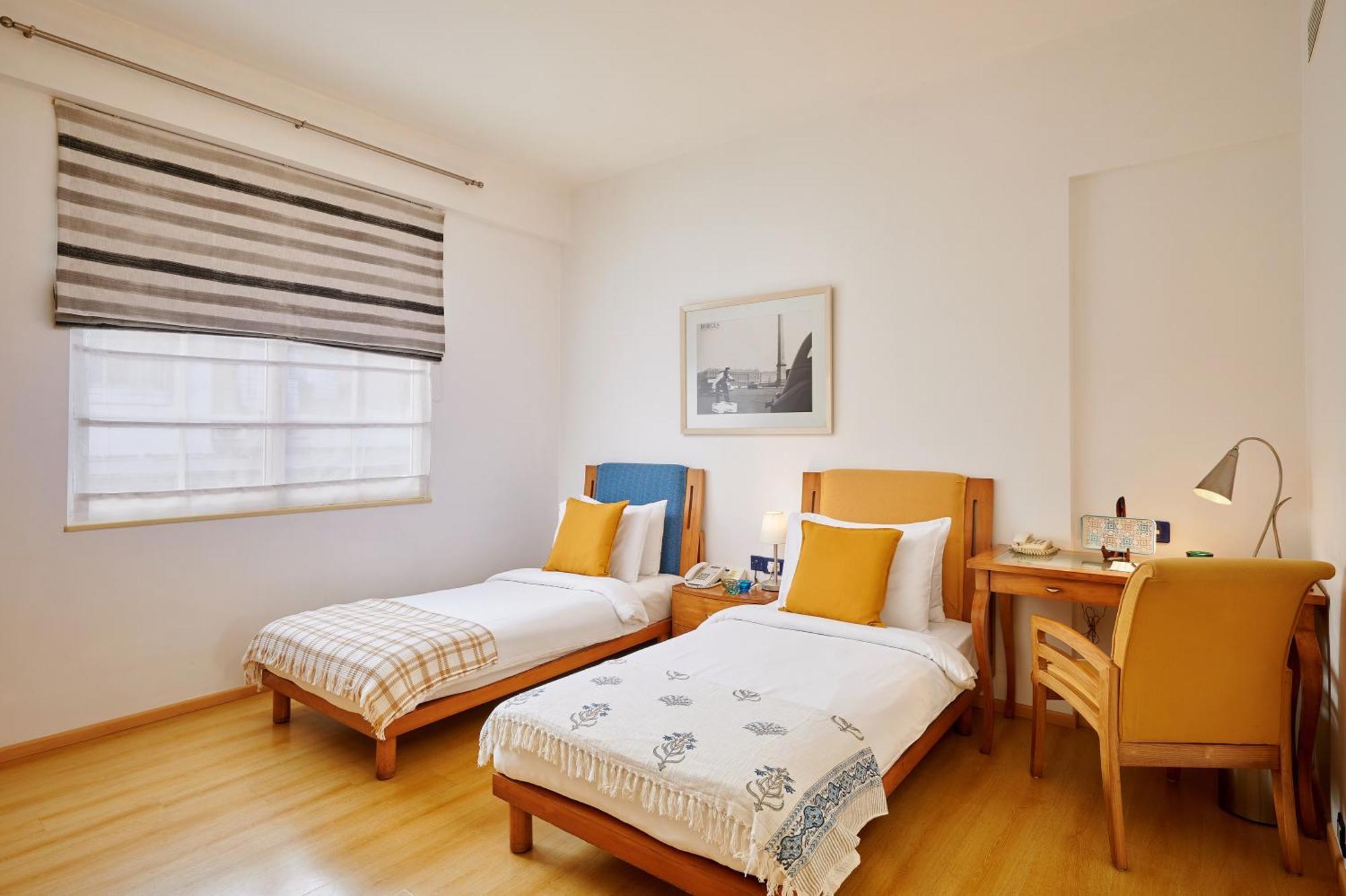 The Gordon House Hotel, Colaba Mumbai Dış mekan fotoğraf