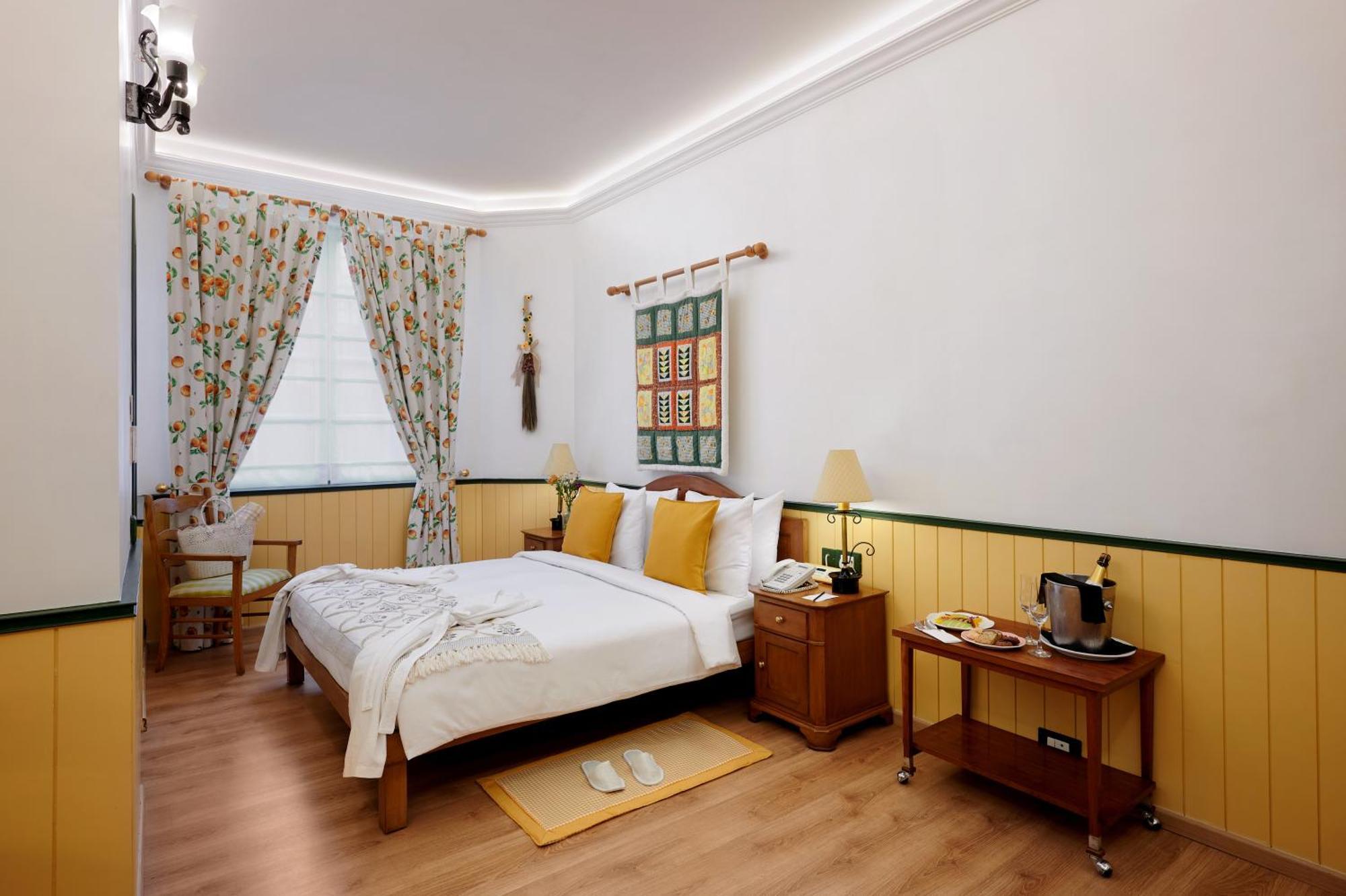 The Gordon House Hotel, Colaba Mumbai Dış mekan fotoğraf