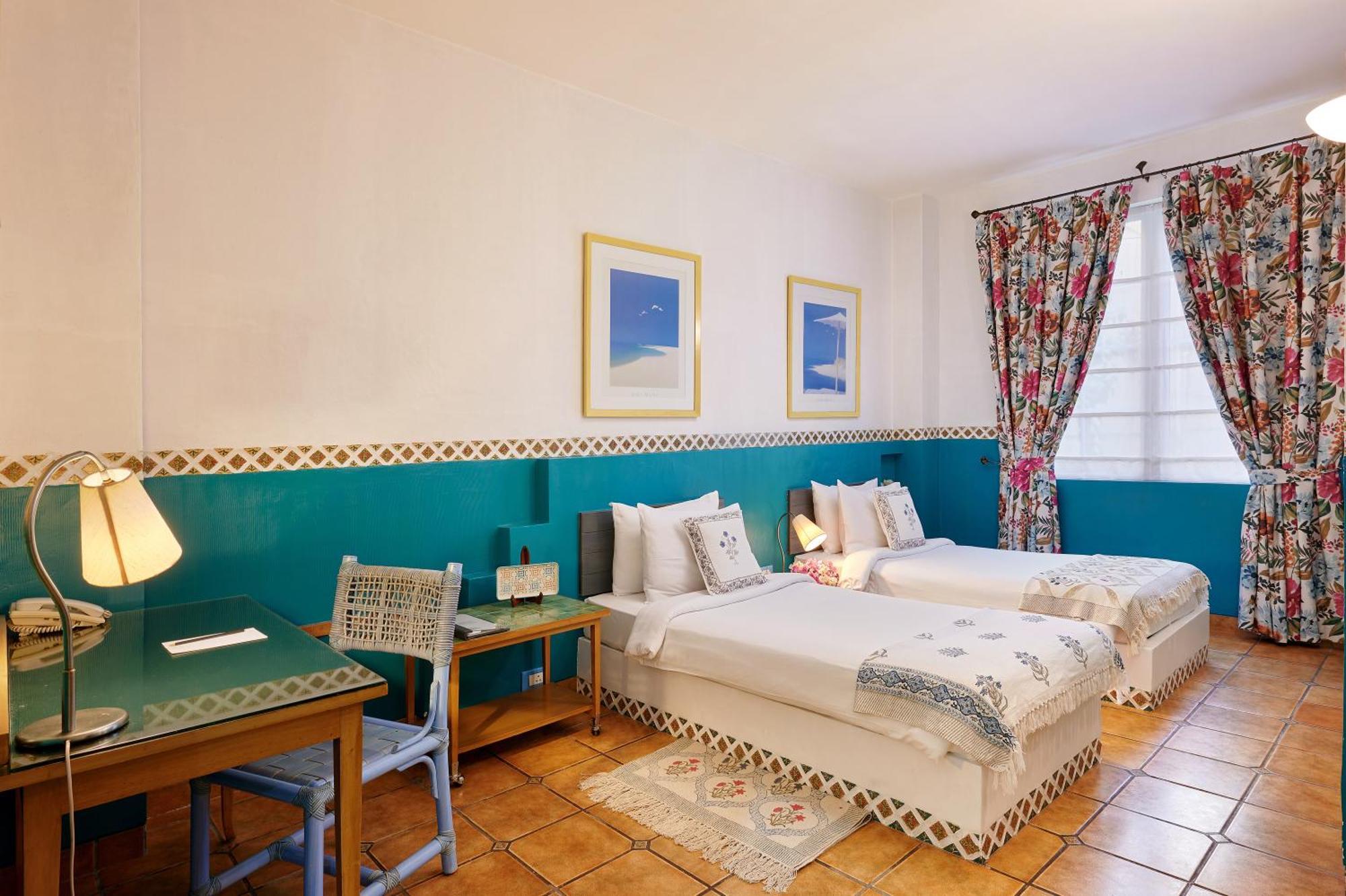The Gordon House Hotel, Colaba Mumbai Dış mekan fotoğraf